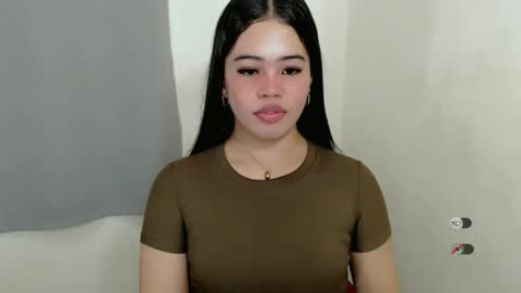 Snapshot of alesha_vibe_me chatting on 09.14.25 alesha_vibe_me online show from 09.14.25