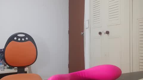 Snapshot of alesia_jones01 chatting on 02.03.26 Alesia jones01 online show from 02.03.26