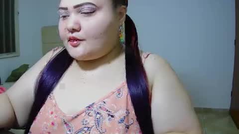 Snapshot of alesia_jones01 chatting on 04.21.26 Alesia jones01 online show from 04.21.26