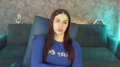 Snapshot of alesiadessmond chatting on 05.18.26 alesiadessmond online show from 05.18.26
