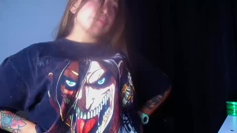 QUEEN OFF MILk  IM BACK  15 NOV online show from 03.07.25