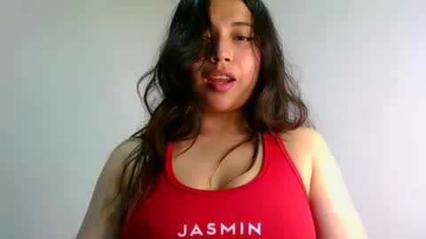 QUEEN OFF MILk  IM BACK  15 NOV online show from 03.21.26