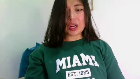 QUEEN OFF MILk  IM BACK  15 NOV online show from 03.30.26