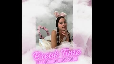 Snapshot of aleska_james chatting on 12.21.24 aleska_james online show from 12.21.24