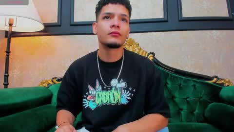 Snapshot of aless_king chatting on 02.28.25 Alessandro King online show from 02.28.25