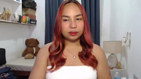 Snapshot of alessandramore chatting on 10.12.25 Alessandra online show from 10.12.25