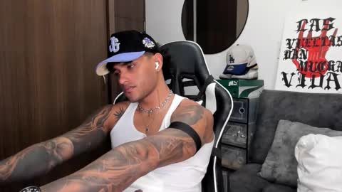 Alessandro Vanni online show from 09.10.25