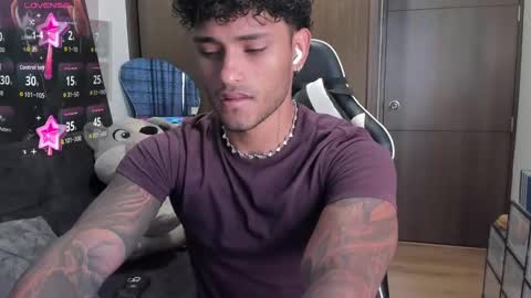 Alessandro Vanni online show from 11.04.25