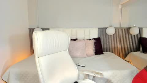 Yy  online show from 04.09.26