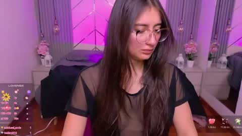 Snapshot of alessia_moore chatting on 07.07.26 Alessia online show from 07.07.26