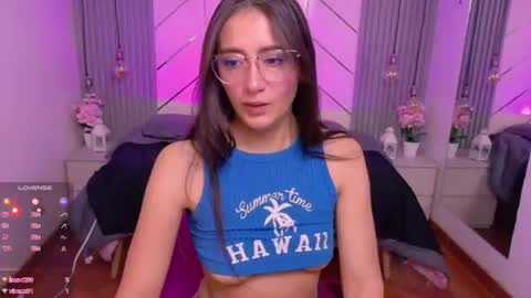 Snapshot of alessia_moore chatting on 07.15.26 Alessia online show from 07.15.26