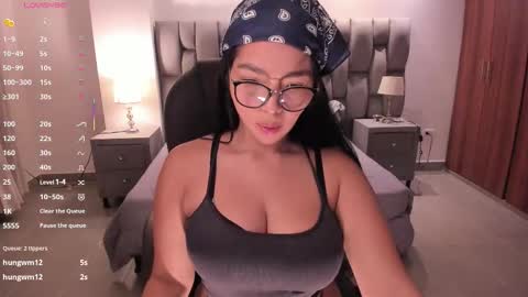  Alessia Will  online show from 11.03.25