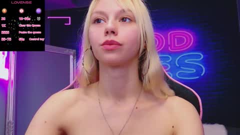 alessiacroft online show from 10.23.25