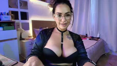 alessia online show from 04.30.26