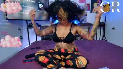 Snapshot of alesyahampton chatting on 07.10.26 Crespa Ruidosa online show from 07.10.26