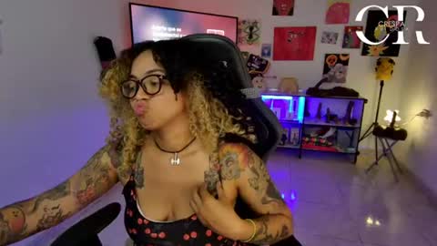 Snapshot of alesyahampton chatting on 07.13.26 Crespa Ruidosa online show from 07.13.26