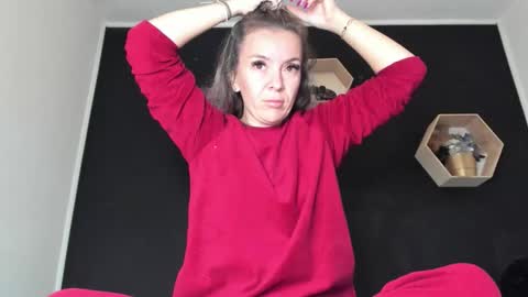 alesys69 online show from 10.10.25