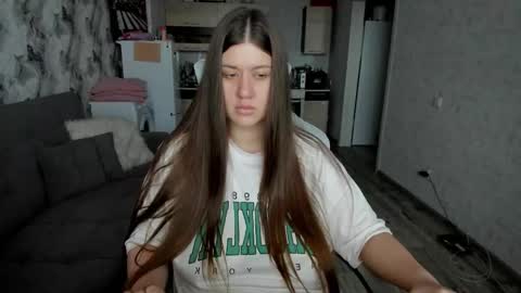 Aletta Oushen online show from 11.27.25