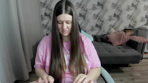 Snapshot of aletta_oushen chatting on 02.13.26 Aletta Oushen online show from 02.13.26