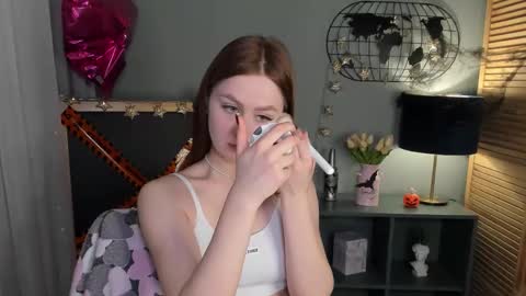 Snapshot of alettablacck chatting on 10.31.25 alettablacck online show from 10.31.25