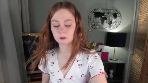 Snapshot of alettablacck chatting on 11.26.25 alettablacck online show from 11.26.25