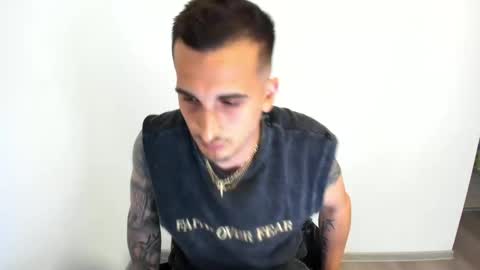 Snapshot of alex23cmx chatting on 05.14.26 alex23cmx online show from 05.14.26