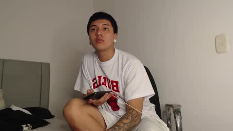 Snapshot of alex__lover chatting on 06.04.26 Owen online show from 06.04.26