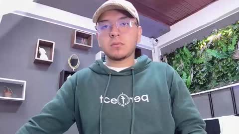 Alex online show from 03.05.25