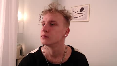 Snapshot of alex__sweet chatting on 05.18.26 your Alex online show from 05.18.26