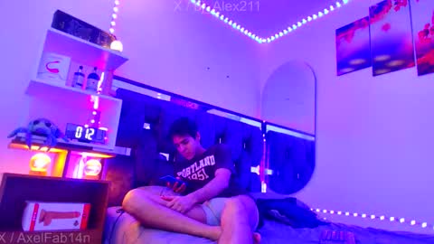 sneider online show from 11.25.25