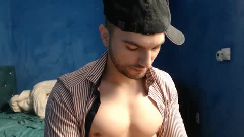 Snapshot of alex_blu chatting on 02.27.26 Alex online show from 02.27.26