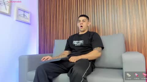 Snapshot of alex_cute77 chatting on 02.07.26 alex online show from 02.07.26