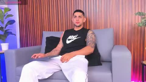 Snapshot of alex_cute77 chatting on 02.28.26 alex online show from 02.28.26