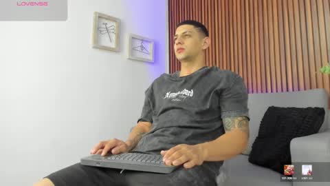 alex online show from 04.17.26