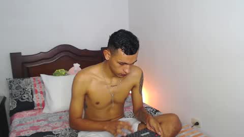 Snapshot of alex_diorrr chatting on 02.15.25 Alex online show from 02.15.25