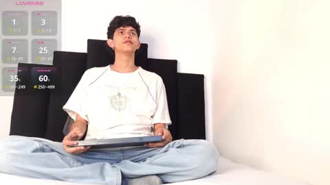 alex_mark_ online show from 12.22.25