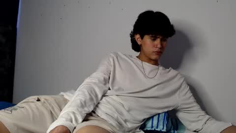Snapshot of alex_mark_ chatting on 05.26.26 alex_mark_ online show from 05.26.26