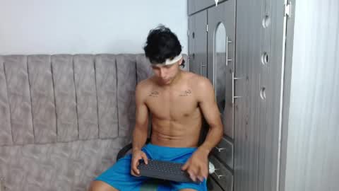 Snapshot of alex_martin47 chatting on 05.05.26 alex online show from 05.05.26