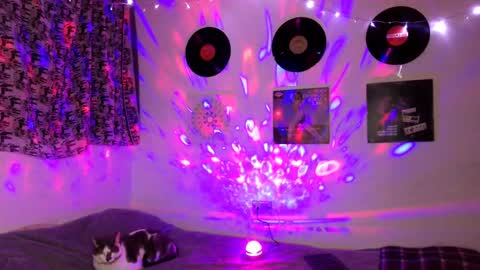 Alex online show from 12.04.24