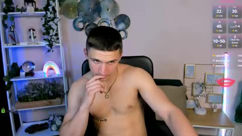 Snapshot of alex_reeding chatting on 05.19.26 Alex online show from 05.19.26