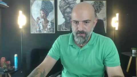 Snapshot of alex_saints_ce chatting on 04.30.26 Alex Saints online show from 04.30.26