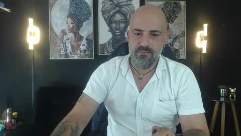 Snapshot of alex_saints_ce chatting on 05.17.26 Alex Saints online show from 05.17.26