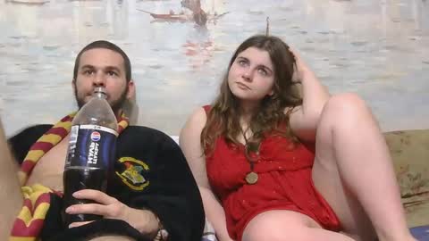 Snapshot of alex_sarah_sex chatting on 05.05.26 Alex and Sarah online show from 05.05.26