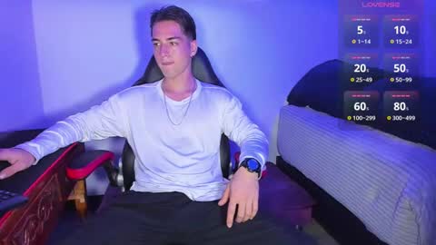     online show from 03.01.25