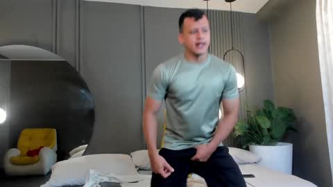 Alex Towers online show from 01.02.25