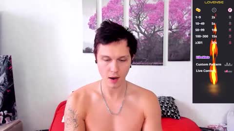 Alex WandHot online show from 09.30.25