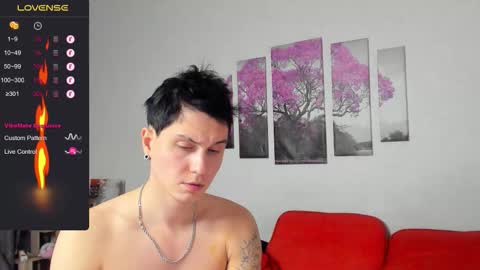 Alex WandHot online show from 12.20.25