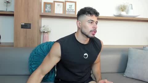 alex_wolf05 online show from 02.16.26