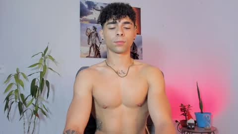 Snapshot of alex_zt7 chatting on 04.17.26 x online show from 04.17.26