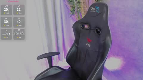 Snapshot of alexa_foxx27 chatting on 05.27.26 alexa_foxx27 online show from 05.27.26